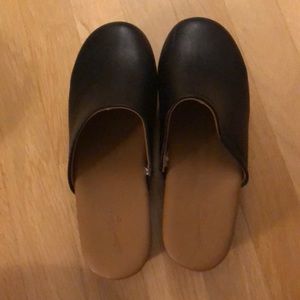 Target clogs, size 8
